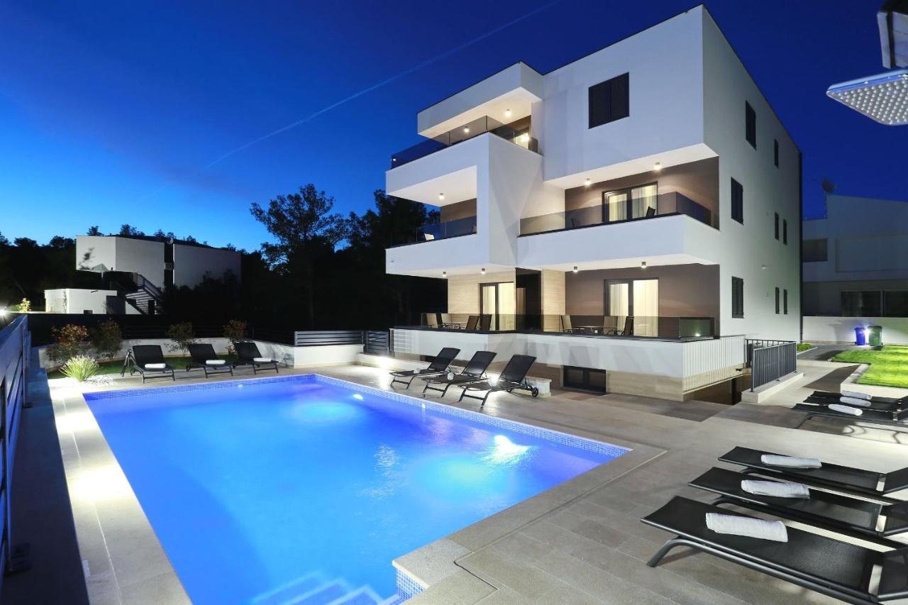 Villa Ankora 2 With Heated Pool Biograd Na Moru Dış mekan fotoğraf
