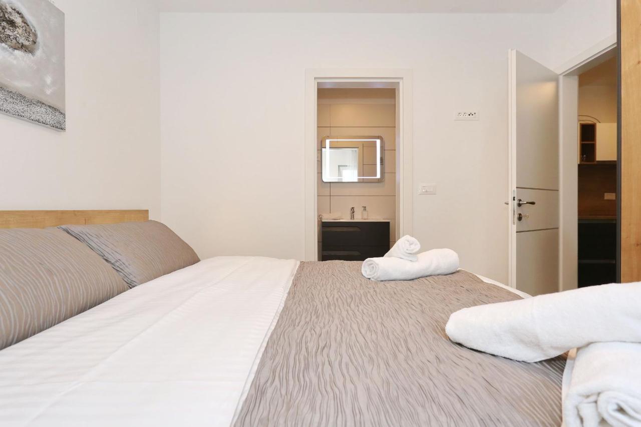 Villa Ankora 2 With Heated Pool Biograd Na Moru Dış mekan fotoğraf
