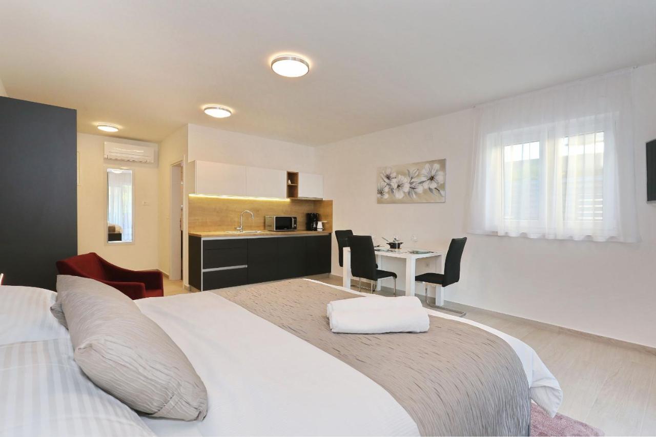 Villa Ankora 2 With Heated Pool Biograd Na Moru Dış mekan fotoğraf