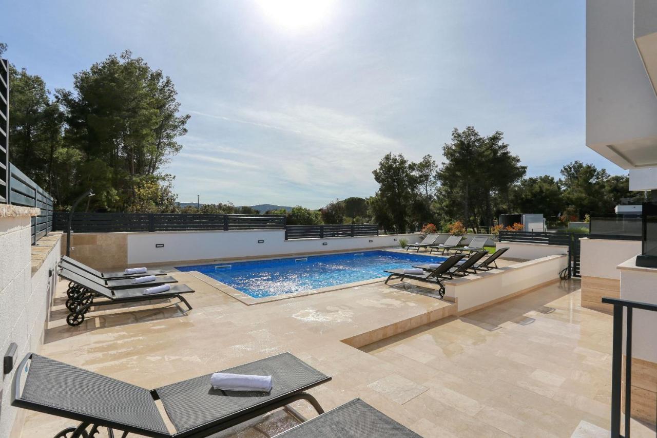 Villa Ankora 2 With Heated Pool Biograd Na Moru Dış mekan fotoğraf