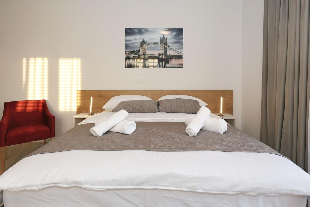 Villa Ankora 2 With Heated Pool Biograd Na Moru Dış mekan fotoğraf