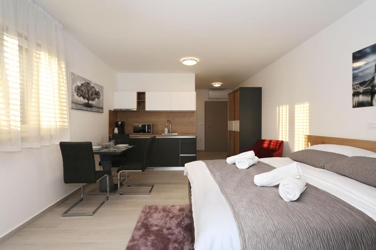 Villa Ankora 2 With Heated Pool Biograd Na Moru Dış mekan fotoğraf